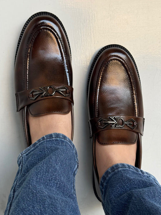 007 VERSATILE & MODERN SHOES-FL